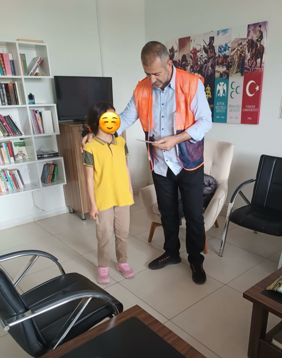 BU BAYRAM'DA ÇOÇUKLARIMIZI SEVİNİDİRMEK İÇİN 25 ÇOÇUĞUMUZA DESTEKTE BULUNDUK 
